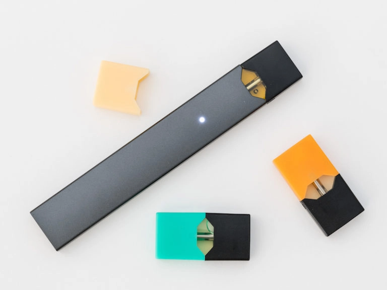 JUUL-E-Cigarette